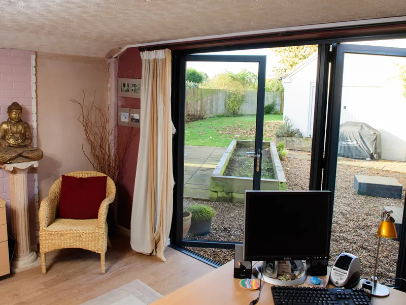Bifold Finchley Central